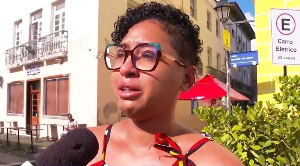 Gerente de restaurante do Centro de Salvador denuncia turista por injúria racial — Foto: Reprodução/TV Bahia 