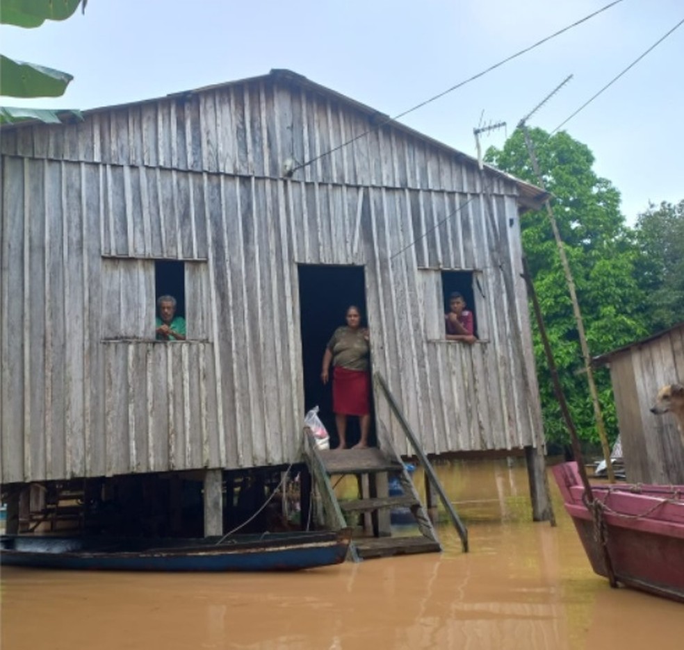 Na cidade de Capixaba, a enchente do Rio Acre atingiu várias comunidades rurais — Foto: Arquivo/Prefeitura