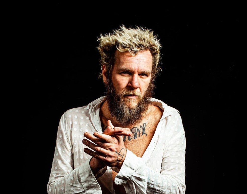 Cantor Otto se apresenta em Olinda — Foto: José de Holanda/ Divulgação