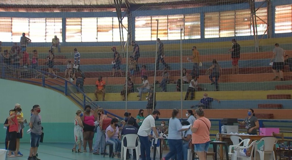 Centro de testagem segue com os atendimentos suspensos em Jaú — Foto: Reprodução/TV TEM