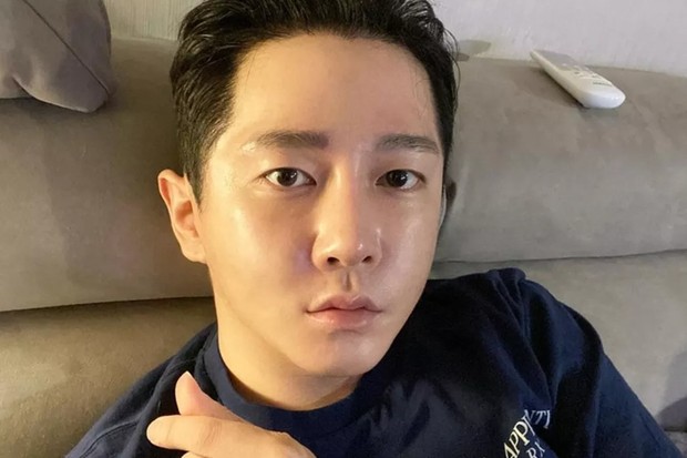 Rapper coreano J. Yoon morreu aos 38 anos de causa não revelada (Foto: Reprodução/Instagram)