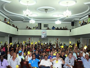 Decisão foi tomada em assembleia geral na última sexta-feira (10) (Foto: Divulgação/Sinpol-MA)