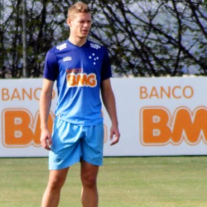Marlone nega ida para o Grêmio e garante: Meu foco é no Cruzeiro”