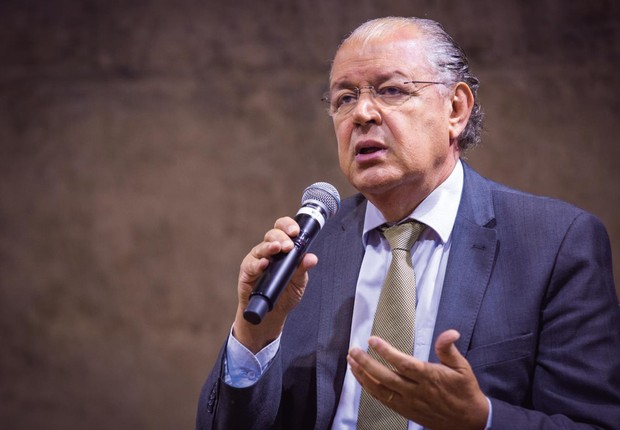 Deputado Federal Luis Carlos Hauly, relator da Comissão Especial da Reforma Tributária (Foto: Fabiano Battaglin)