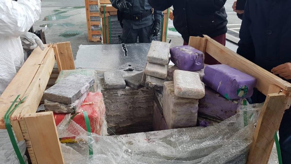 Drogas escondidas em placas de mármore e granito foram apreendidas em 2020 na Itália — Foto: Reprodução/Polícia Federal