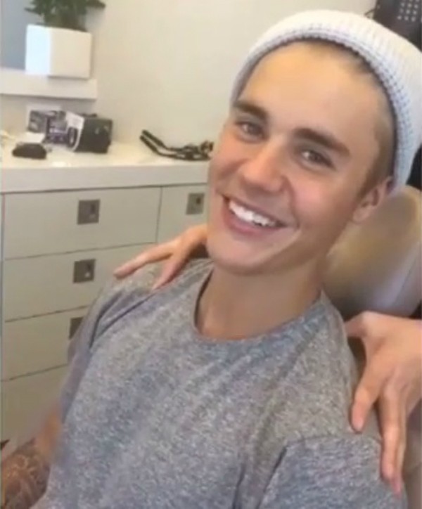 Justin Bieber no dentista (Foto: Reprodução Instagram)