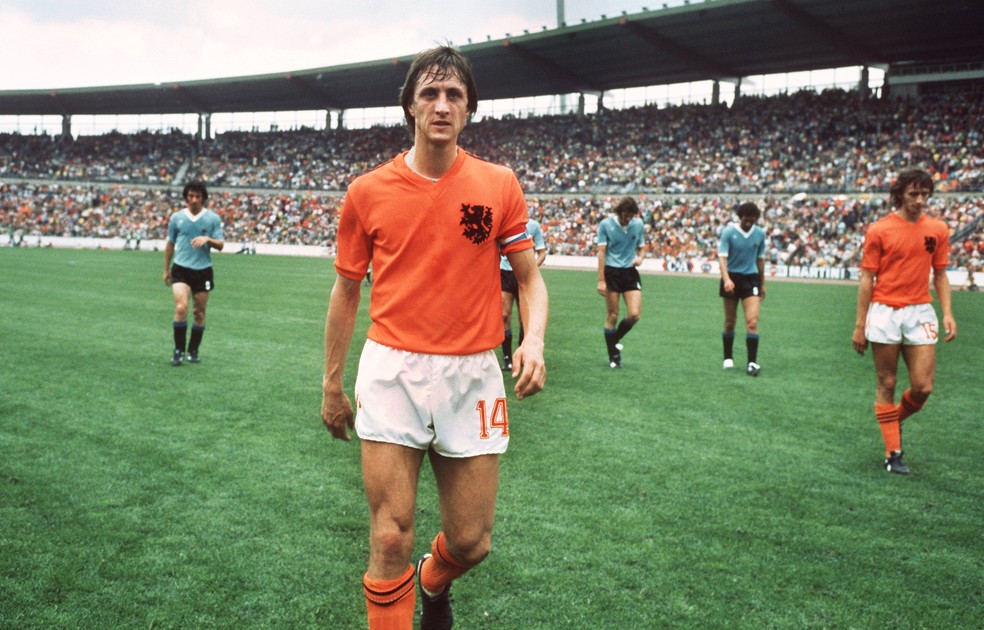 Cruyff na Copa do Mundo de 1974 — Foto: Werner Baum/picture alliance via Getty Images