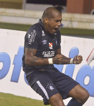 Luiz Carlos, atacante do Remo (Foto: Reprodução/Facebook)