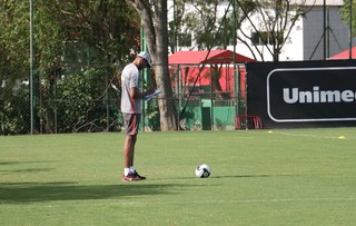 Dida em treino do Inter para curso de técnico (Foto: Eduardo Deconto / GloboEsporte.com)
