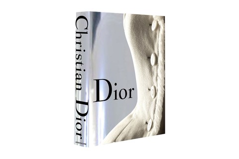 Livro Christian Dior (R$ 1.620,00)       
