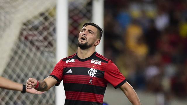 Arrascaeta contra o Volta Redonda