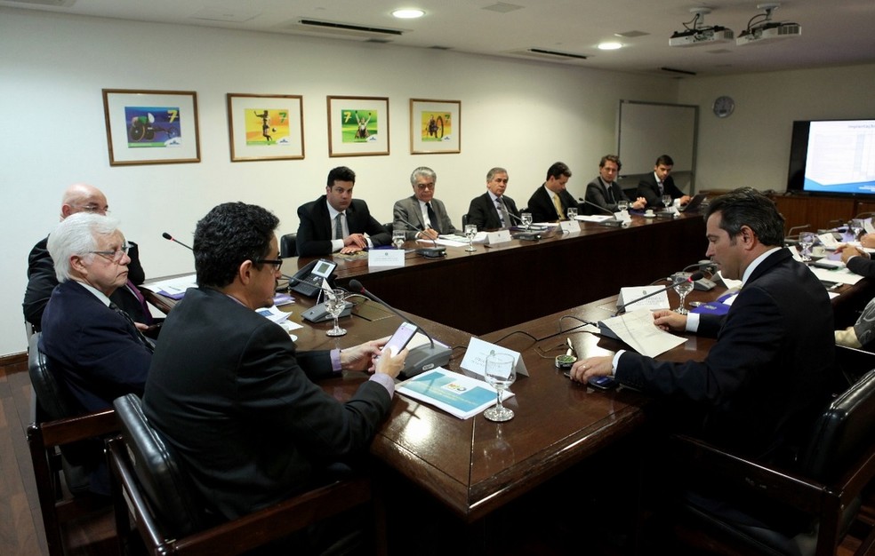 Imagem mostra ministros do governo durante reunião no Palácio do Planalto para discutir a situação econômica do Rio de Janeiro (Foto: Divulgação/Assessoria da Secretaria-Geral da Presidência)