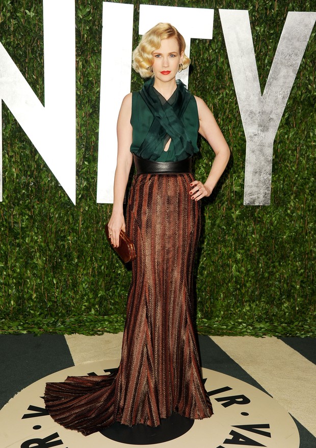 WEST HOLLYWOOD, CA - FEBRUARY 26:  Actress January Jones arrives at the 2012 Vanity Fair Oscar Party hosted by Graydon Carter at Sunset Tower on February 26, 2012 in West Hollywood, California.  (Photo by Pascal Le Segretain/Getty Images) (Foto: Getty Images)
