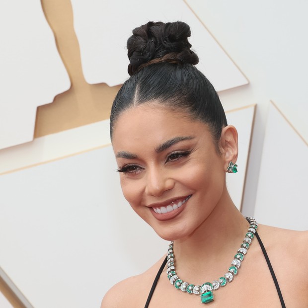 HOLLYWOOD, CALIFORNIA - MARCH 27: Vanessa Hudgens attends the 94th Annual Academy Awards at Hollywood and Highland on March 27, 2022 in Hollywood, California. (Photo by David Livingston/Getty Images) (Foto: Getty Images)