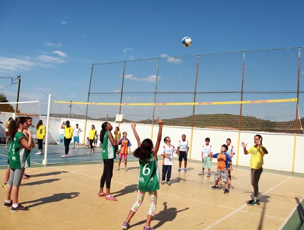 Escolinha De Vôlei: Confira Dicas Para Iniciantes