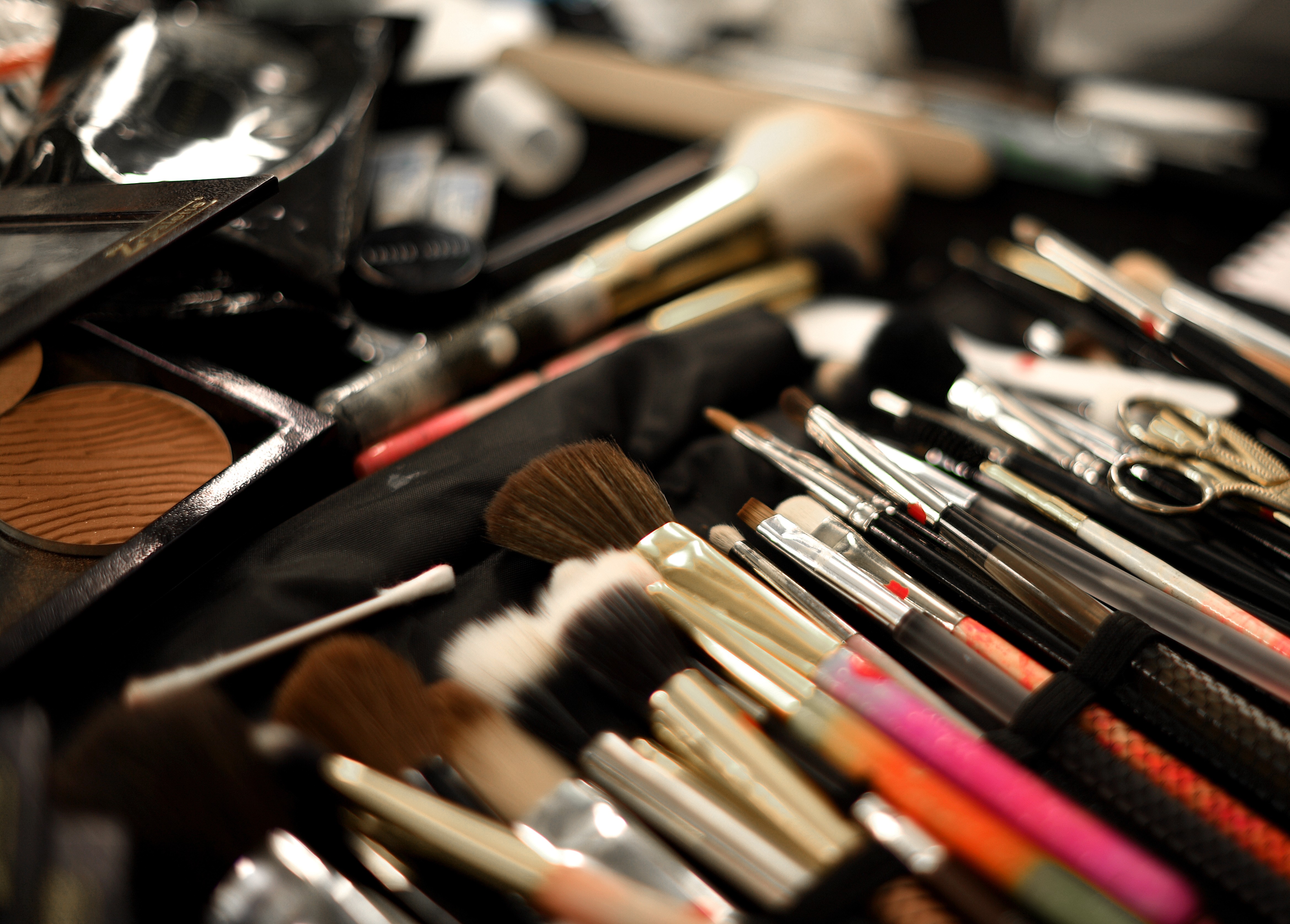 Como limpar pinceis de maquiagem (Foto: Getty Images)