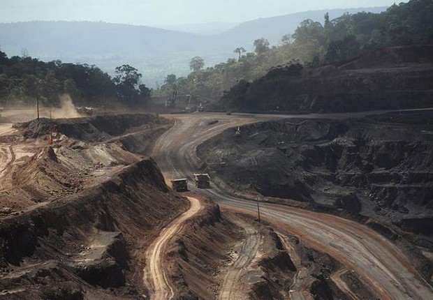 Vista da mina Ferro Carajás, operada pela Vale na Floresta de Parauapebas, no Pará (Foto: Lunae Parracho/Reuters)