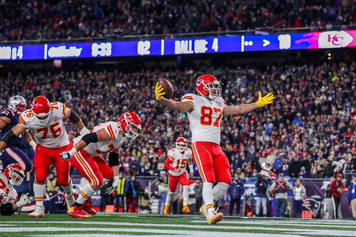 Kansas City Chiefs Domina Tom Brady E Vence Os Patriots Fora De Casa Com Polemica De Arbitragem Futebol Americano Ge