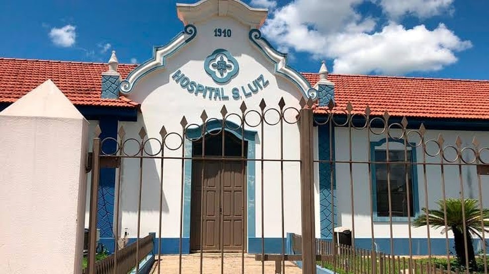 Idoso estava internado no Hospital São Luiz, em Cáceres — Foto: Centro América FM