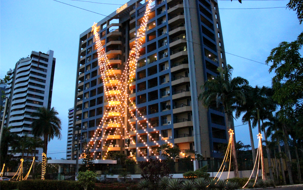 Edifícios com decoração também podem se inscrever no concurso — Foto: Jamile Alves/G1 AM