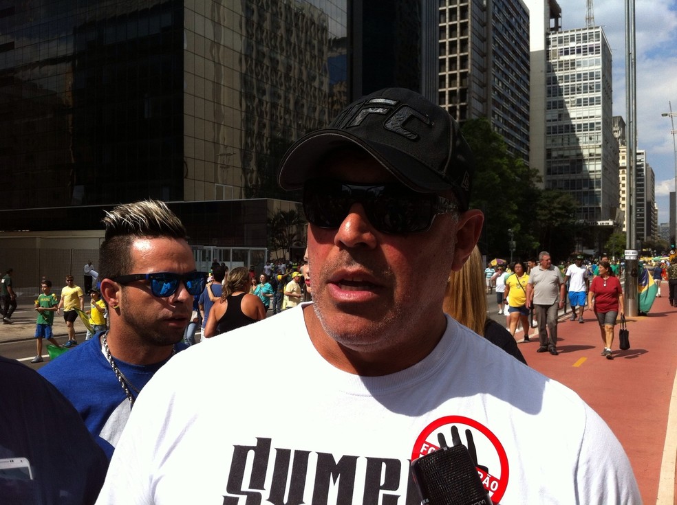 O ator Alexandre Frota participa de protesto na Avenida Paulista (Foto: Glauco Araújo/G1)