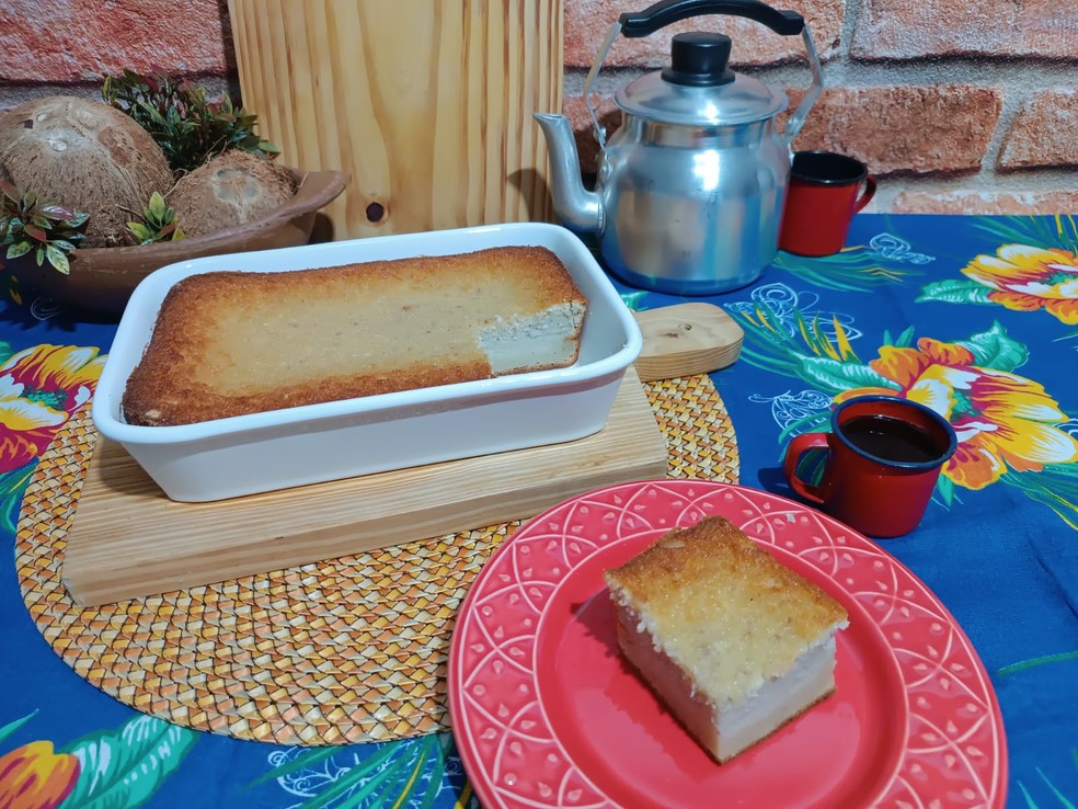 Aprenda receita de bolo de coco cremoso feito no liquidificador