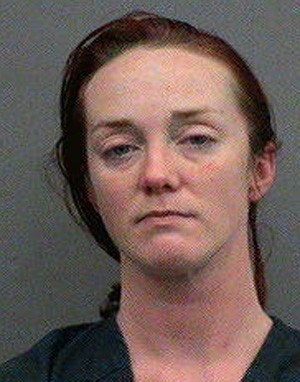 Brielle Irene Watkins se envolveu em acidente ao dirigir bêbada e estacionou o carro na prisão (Foto: Divulgação/Alachua County Jail)