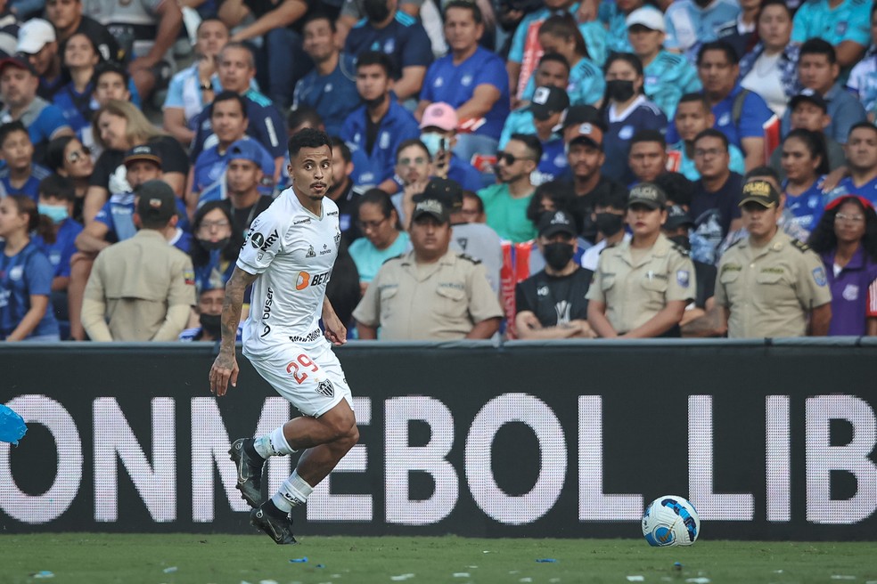 Allan, do Atlético-MG durante partida contra o Emelec pela Libertadores — Foto:  Pedro Souza / Atlético