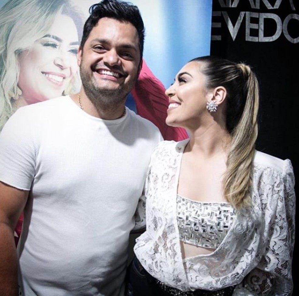 Naiara Azevedo é casada com o empresário Rafael Cabral. Segundo a cantora, o que uniu os dois foi o trabalho — Foto: Reprodução/Instagram
