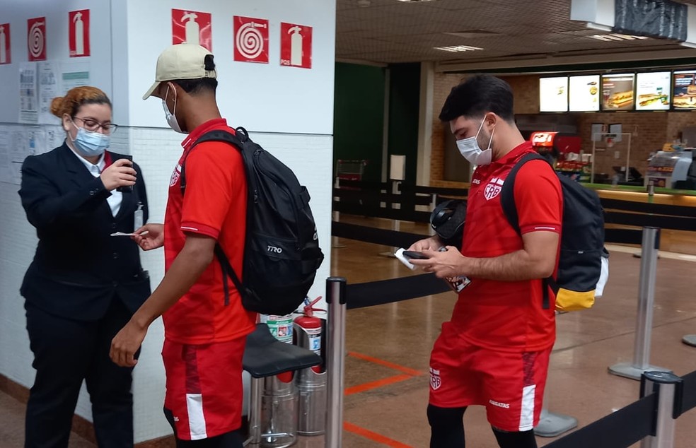 CRB viaja para enfrentar o Goiás — Foto: Mac Cavalcante/TV Gazeta