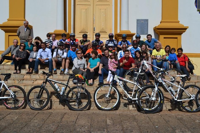 Ciclistas pedalaram desde a última sexta-feira (11) até a região (Foto: AI Santo Anastácio / Divulgação)
