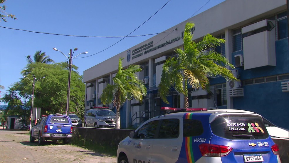 Departamento de Homicídio e Proteção à Pessoa (DHPP) fica localizado no bairro do Cordeiro, na Zona Oeste do Recife — Foto: Reprodução/TV Globo
