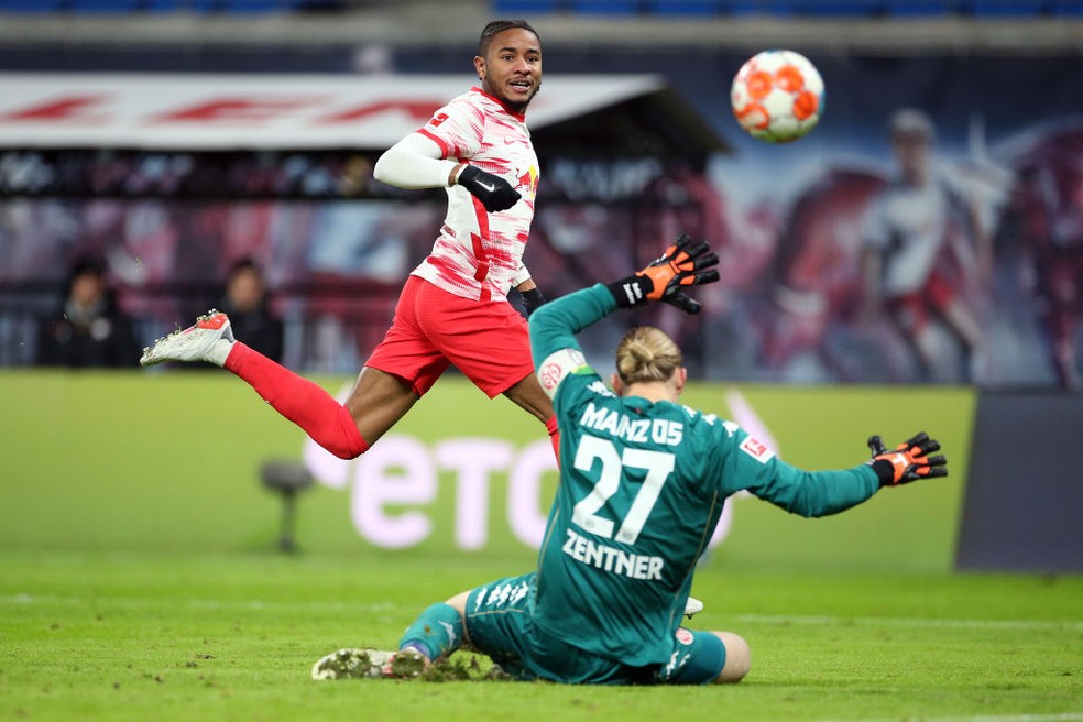 Chelsea acerta contratação de Nkunku, do RB Leipzig