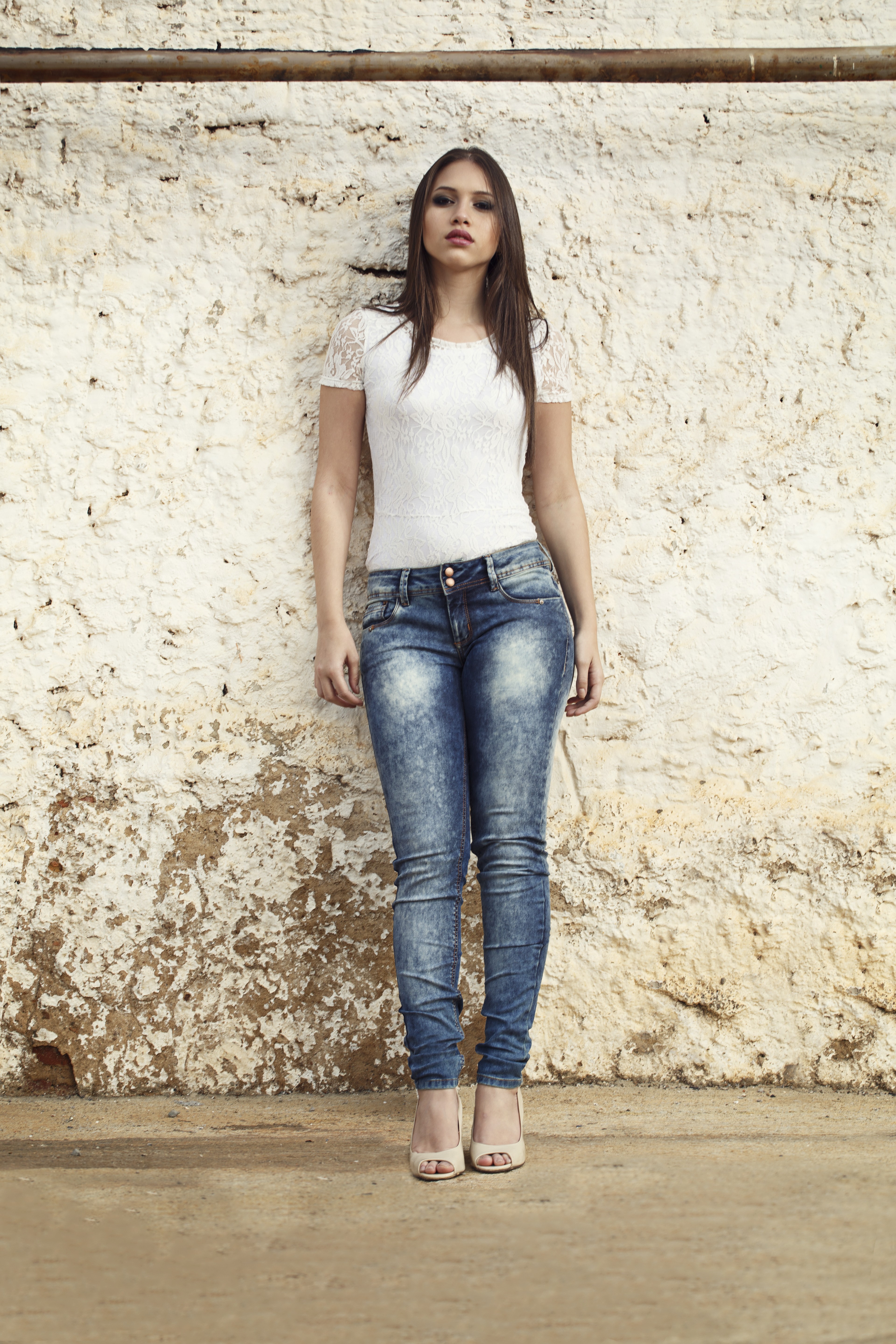 Jeans tecnológico: nova leva de denim promete remover celulite e até mesmo vestir do manequim 36 ao 44 com uma única peça (Foto: Divulgação)