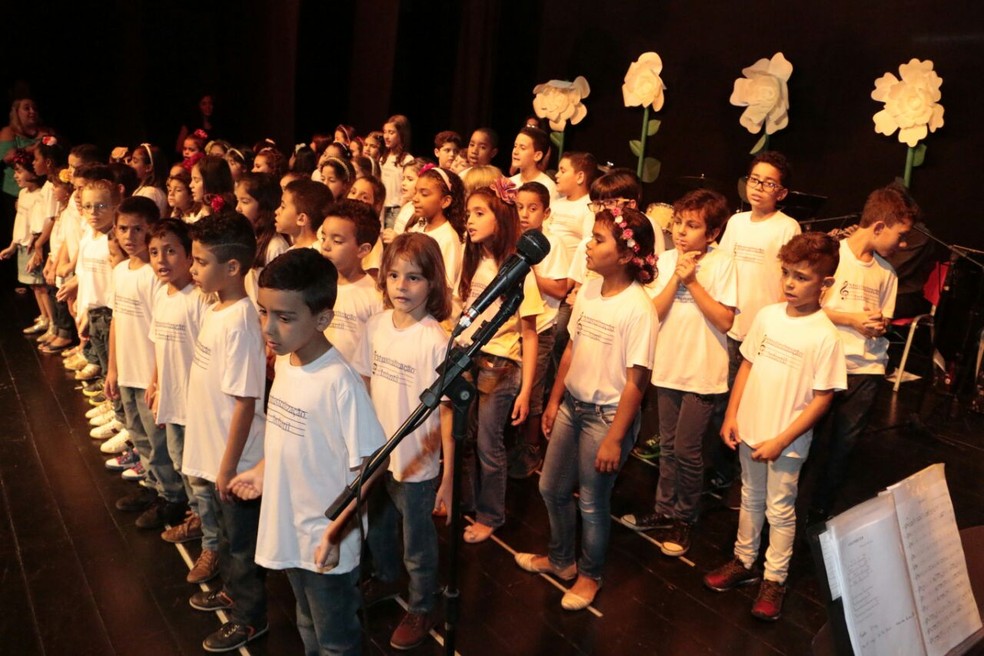 Crianças da Escola Música Maestro realizam Semana da Música (Foto: Prefeitura de Divinópolis/Divulgação)