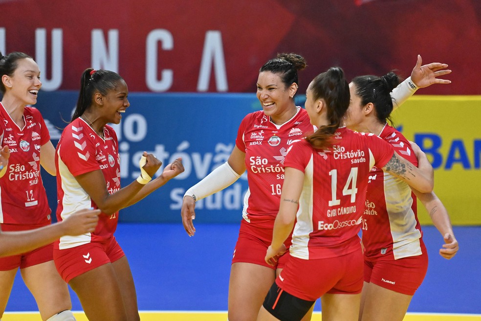 Tandara Volta Apos Ter Covid Faz 32 Pontos E Leva Osasco A Vitoria Contra Curitiba Na Superliga Volei Ge
