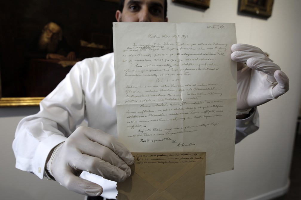 Carta foi vendida por mais de R$ 300 mil por universidade de Jerusalém (Foto: Menahem Kahana/AFP)