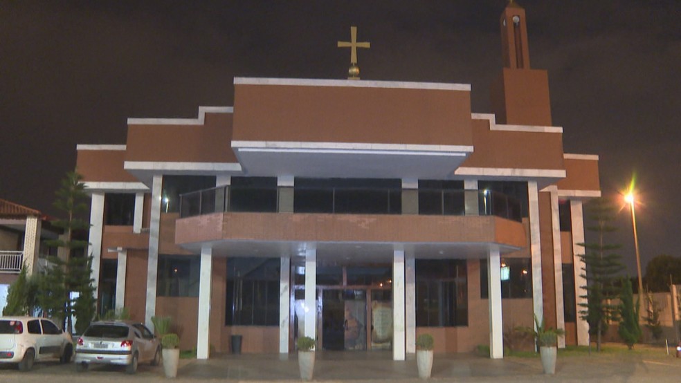 Paróquia Santo Antônio, na Ceilândia Sul, em Brasília, foi invadida por assaltantes seis vezes — Foto: Reprodução/TV Globo 