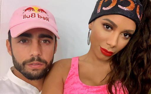 Anitta Deixa De Seguir E Apaga Todas As Fotos Com Pedro Scooby Do