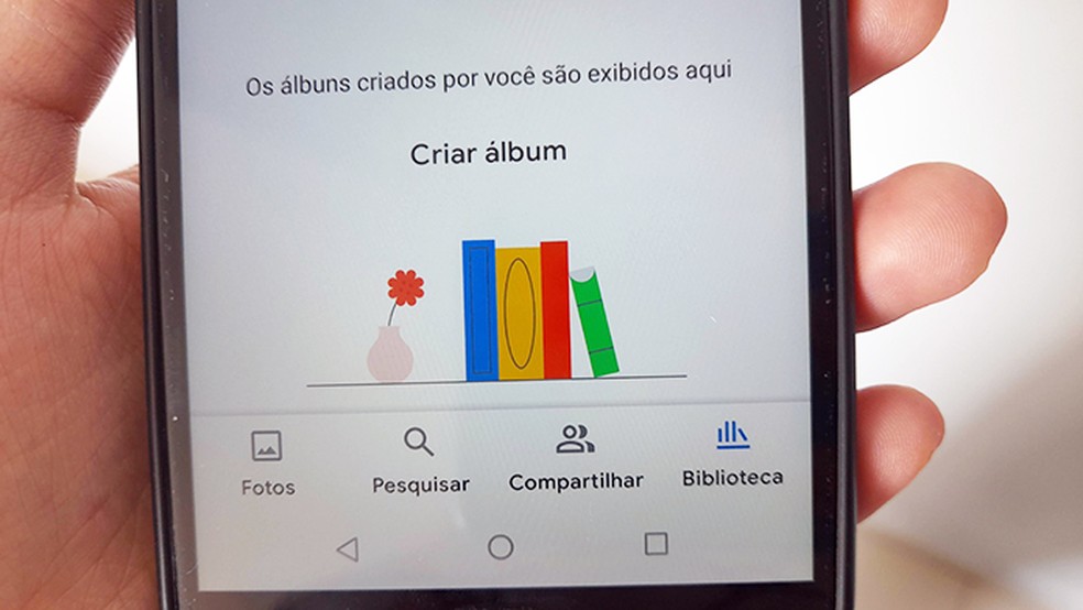 Atualização do Google Fotos libera exclusão de imagem diretamente de álbum — Foto: Reprodução/Flávia Fernandes 