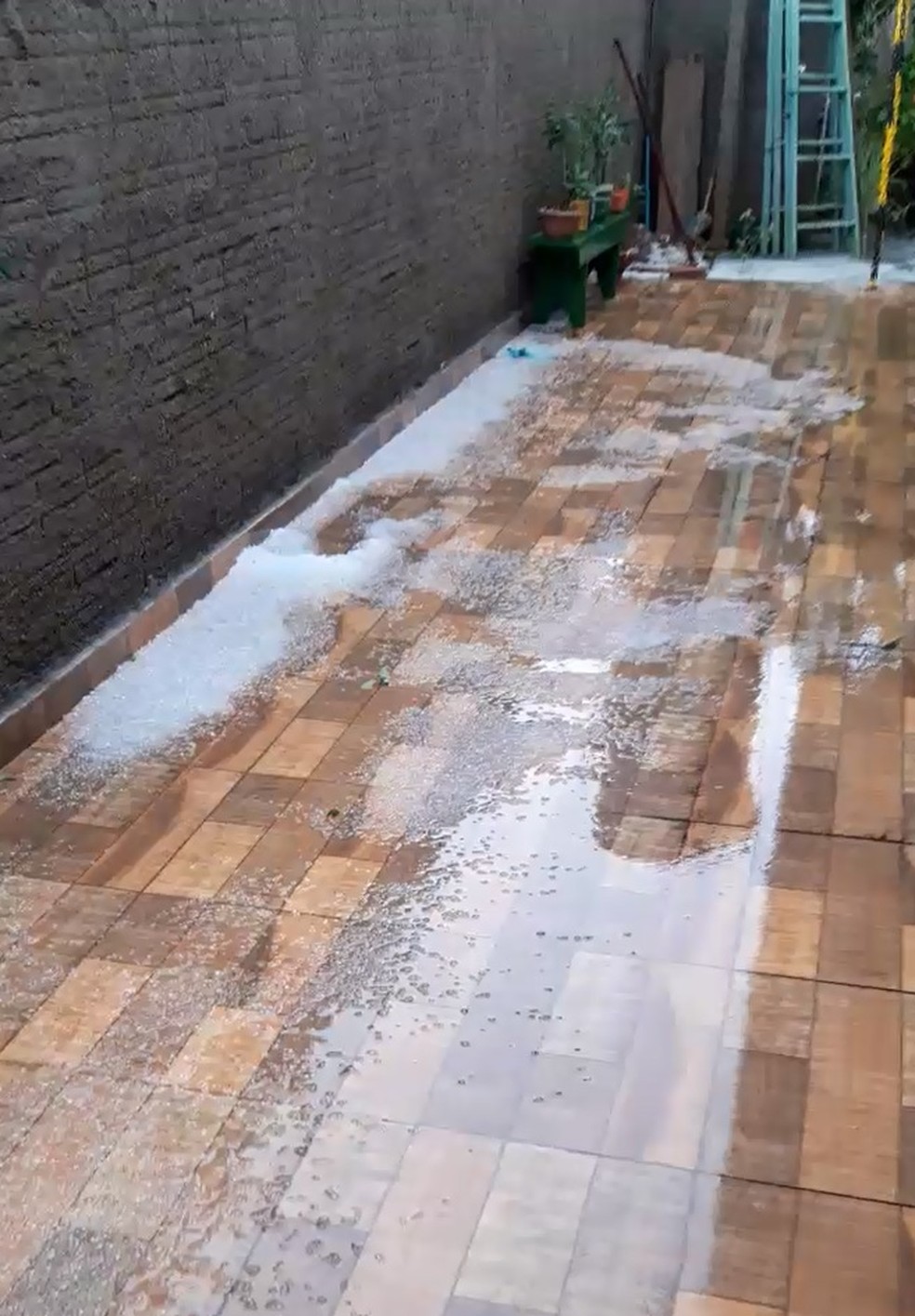 Chuva granizo em Cerejeiras — Foto: Reprodução