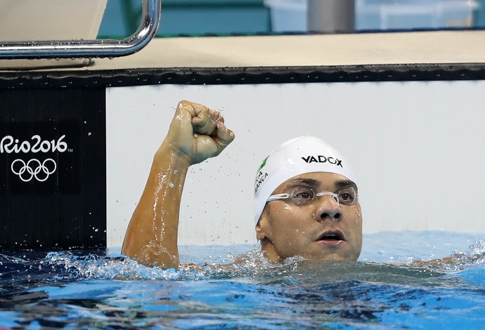 Felipe França comemora classificação nos 100m peito (Foto: Satiro Sodré / SSPress / CBDA) Felipe França comemora classificação nos 100m peito (Foto: Satiro Sodré / SSPress / CBDA)
