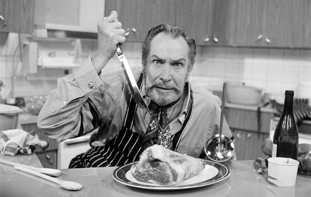 O saudoso mestre do terror Vincent Price (1911-1993) foi um grande amante da cozinha. Quem duvidar pode ler 'A Treasury of Great Recipes' (