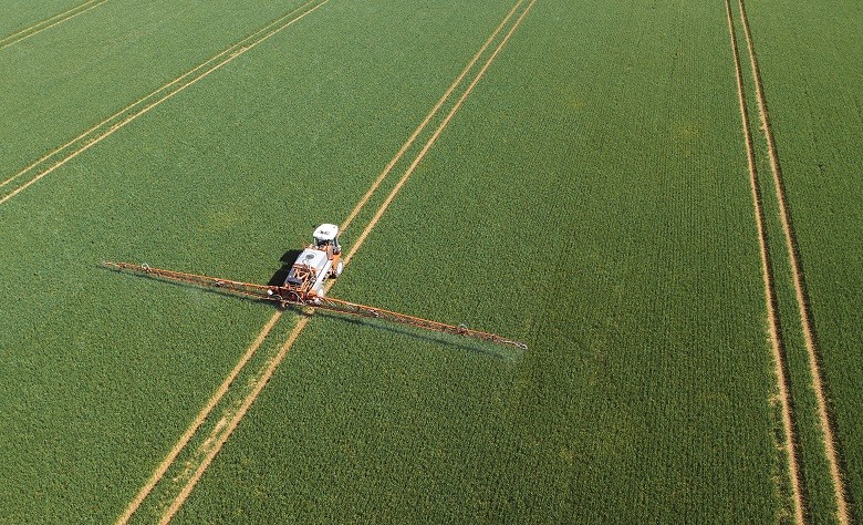 Produtores enfrentam problemas com o atraso nas entregas de fertilizantes e herbicidas (Foto: Reprodução/Getty Images)