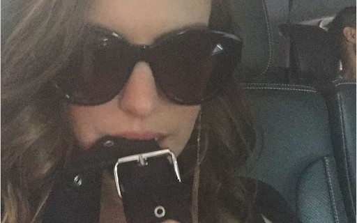 Anne Hathaway E Nova Vitima De Hackers E Tem Fotos Intimas Disseminadas Nas Redes Sociais Monet Celebridades I wonder how the hackers would feel if it was their private photographs which were posted on the internet and shared widely by strangers?