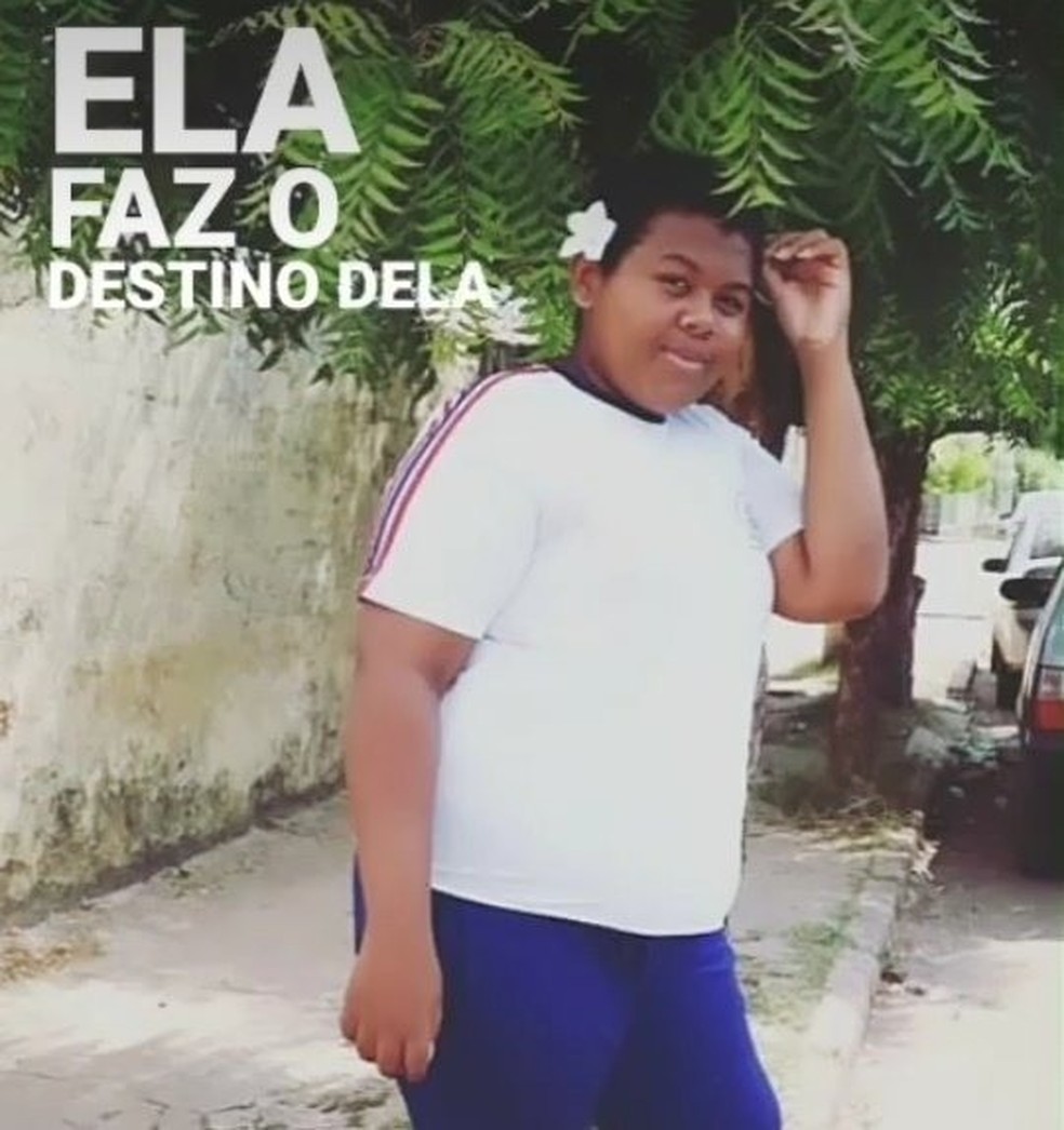 Meme "Ela faz o destino dela" fez sucesso em 2020 — Foto: Reprodução/Twitter