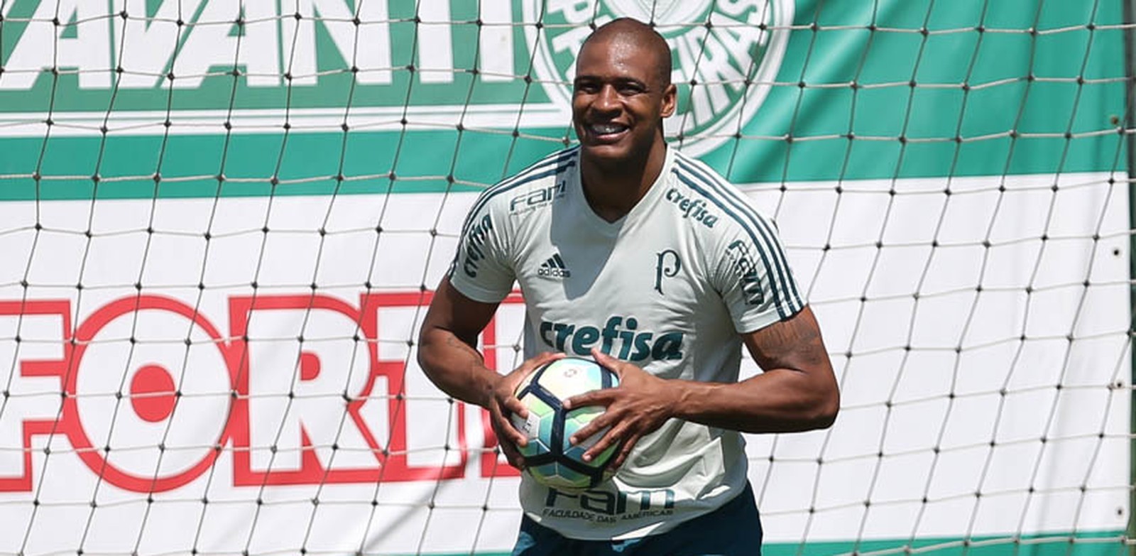 Jailson elogia departamento médico do Palmeiras