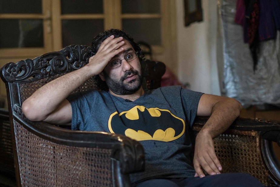 Egípcio Alaa Abdel Fatrah está há 100 dias em greve de fome