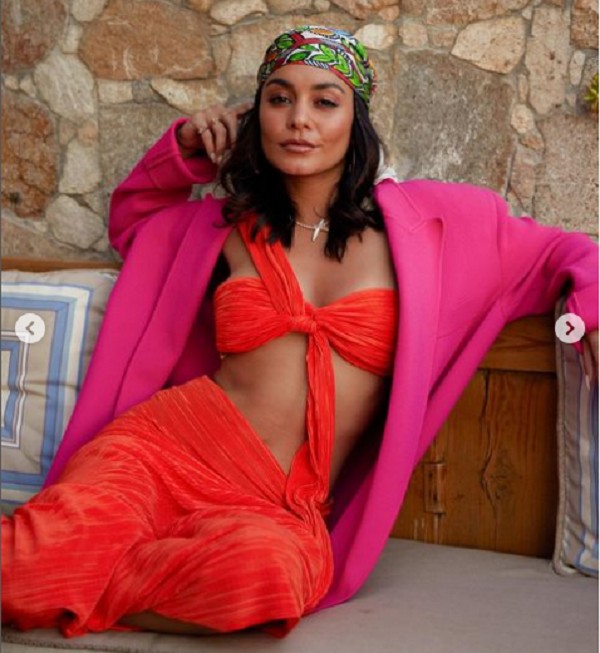 A atriz Vanessa Hudgens de férias no México (Foto: Instagram)