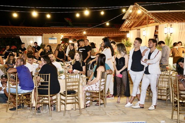 Detalhes do jantar pré-casamento de Carlinhos Maia e Lucas Guimarães (Foto: Manuela Scarpa/Brazil News)